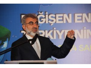 ’’Pergeli Eyfel Kulesi’nin Merkezine Koyun...’’