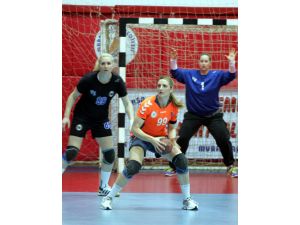 Henbol Bayanlar Final Serisi 2. Maç