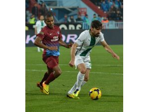 Bursaspor - Trabzonspor Maçında Ses Getirecek Protesto