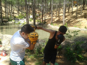 Boksörler Belgesini Aldılar