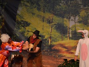 Tiyatro İle Hareketli Yaşam Anlatıldı