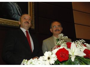 Büyükerşen’den Cumhurbaşkanlığı Sorusuna Esprili Yanıt