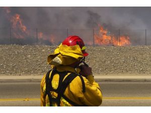 Kaliforniya Yangına Teslim