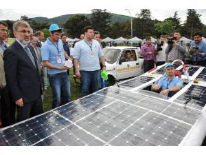 Geleceğin Otomobiline Bindi