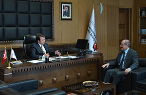 Vali Kocatepe’den Başkan Erkoç’a Hayırlı Olsun Ziyareti