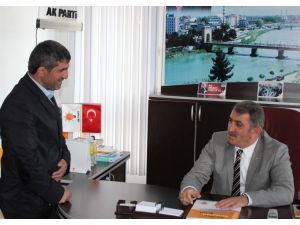 Ak Parti Çarşamba İlçe Teşkilatı İstifa Etti