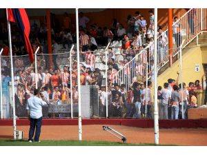 Adanaspor Taraftarında E-bilet Protestosu