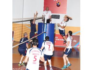 Üniversitelerarası 1. Lig Voleybol Müsabakaları
