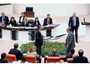 Genel Kurul’da Soruşturma Önergesi Gerginliği