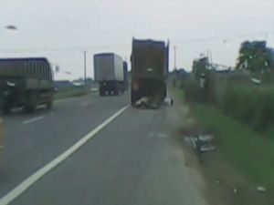 Dikkatsizlik Eşleri Ayırdı