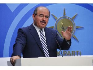 Bahçeli’yi Topa Tuttu