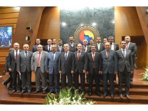 Tobb Başkanı M. Rifat Hisarcıklıoğlu: İş Var Çalışacak Adam Yok