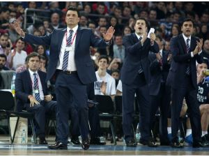 Anadolu Efes, Sarar İle Sözleşmesini Uzattı