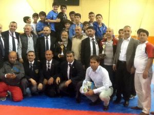 Anadolu Yıldızlar Ligi Karate Müsabakaları Elazığ’da Yapıldı