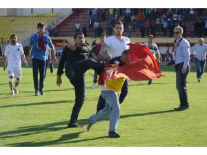 3. Lige Terfi Maçında Kavga Çıktı
