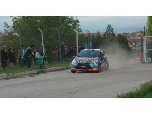 Türkiye Ralli Şampiyonasının İkinci Yarışı Eskişehirde Başladı