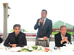 Başkan İmamoğlu Voleybolcularla Bir Araya Geldi