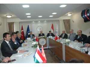 Eskişehir Ticaret Odası 3’üncü Ab Üyesi Ülke İle Vize Protokolü İmzaladı