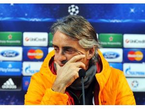 Mancini Üzüntülerini Paylaştı