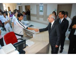 Kılıçdaroğlu Yaralıları Ziyaret Etti