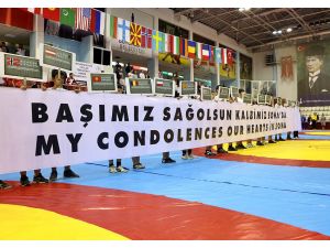 Güreş Federasyonu Soma’yı Unutmadı