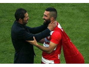 Türkiye’den Arda’ya Tebrik Yağmuru