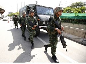 Tayland’da Ordu Sıkıyönetim İlan Etti