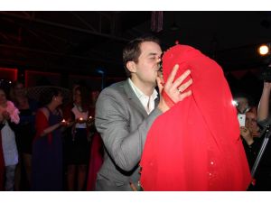 Daum’un Oğluna Türk Usulü Kına Gecesi Yapıldı