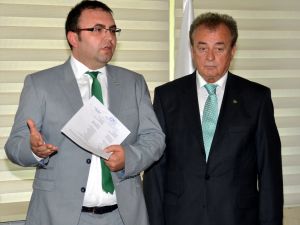 Bursaspor Başkan Adayı Özkan, Listelerini Sundu