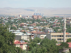 KÖŞ: “Yök’te Bekleyen Afşin…”