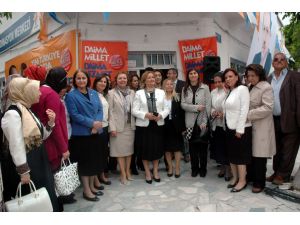 Ak Partili Kadın Vekiller Mahmudiyede