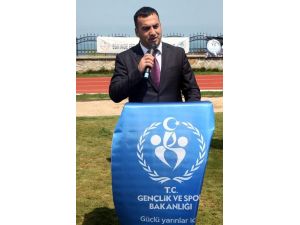 Engelleri Sporla Aştılar