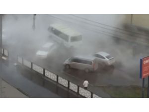 Rusya’da Otobüs Kaynar Suyla Doldu