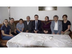 Bakan’dan O Aileye Ziyaret