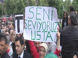 Gurbetçiler Erdoğan’ı Bekliyor