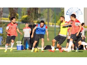 Milliler İrlanda’ya Bileniyor