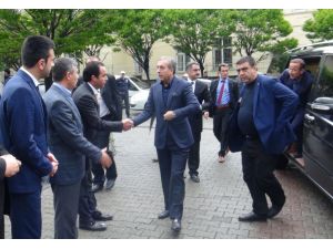 Bakan Eker’den Tatvan Belediyesi’ne Ziyaret