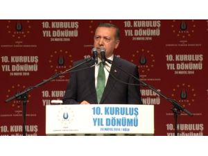 Dışarıdaki Bu Kibir Abidelerine De Söylüyorum...