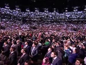 20 Bin Kişilik Salona Sığmadılar