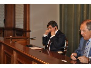 Davutoğlu: Bu Bölgenin Soğuk Savaş Psikolojisinin Ve Bölünmüş Bir Coğrafyanın Yer Aldığı Bir Döneme Geri Dönmesini İstemiyoruz