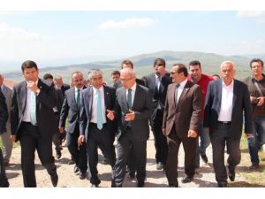 Bakan Müjdeyi Verdi: İnternet Fiyatı Düşecek