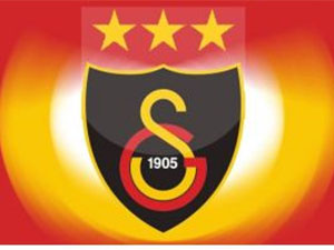 Yıldız Futbolcunun Sözleşmesini Uzattı