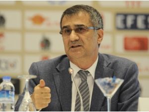 Şenol Güneş İmzayı Attı