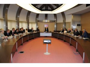 Finlandiya Parlamento Başkanı Heinalouma, Kılıçdaroğlu’nu Ziyaret Etti