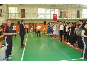Başkan İmamoğlu’ndan Beylikdüzülü Gençlere Tribün Sözü