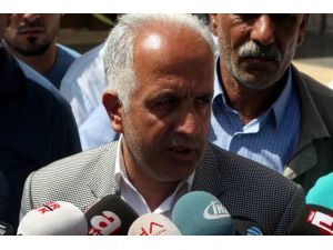 Barışı Getirenlerin Ayakkabılarından...