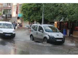 Sağanak Yağmur Ankara’yı Da Vurdu