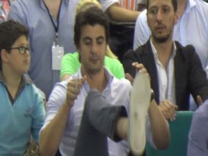 İbrahim Kutluay, Basket Maçında Sinirlerine Hakim Olamadı