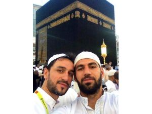 Torku Konyasporlu Futbolculardan Kabe’de Selfie