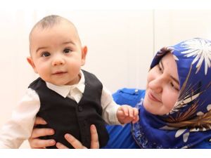 Türk Ailenin Çocuğuna El Koydular